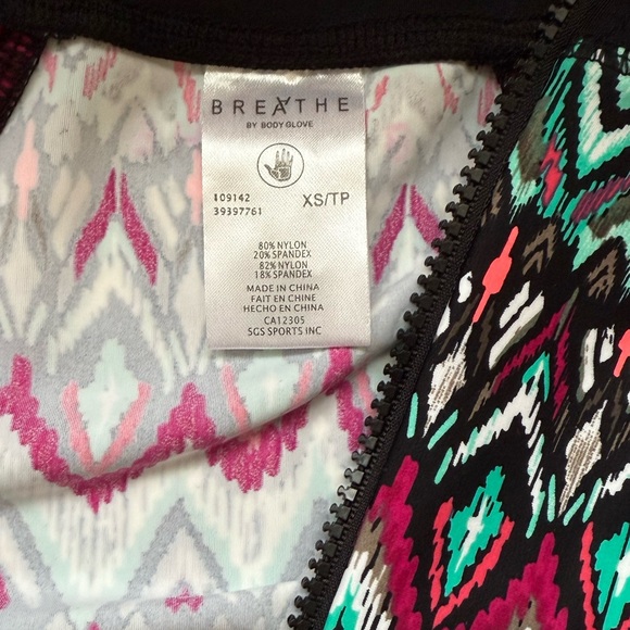 BNWOT Breathe by Bodyglove One Piece Zip Up Rash Guard Sz XS - Picture 3 of 6